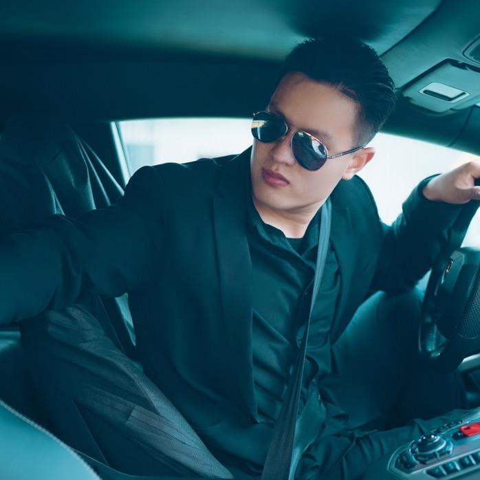 鹏少机车铺@抖音