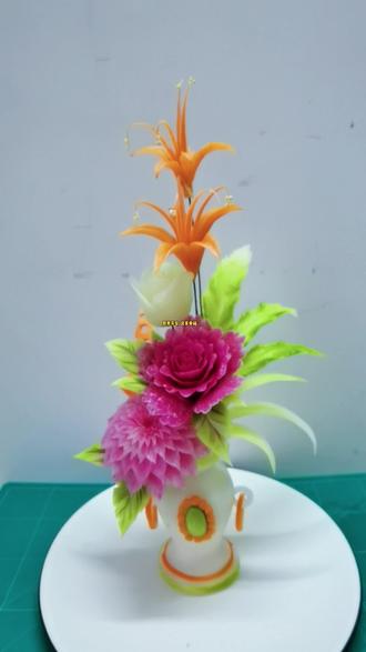 好看又添彩,做法简单,点赞转发备用吧#挑战文一刀食雕#食品雕刻#果蔬